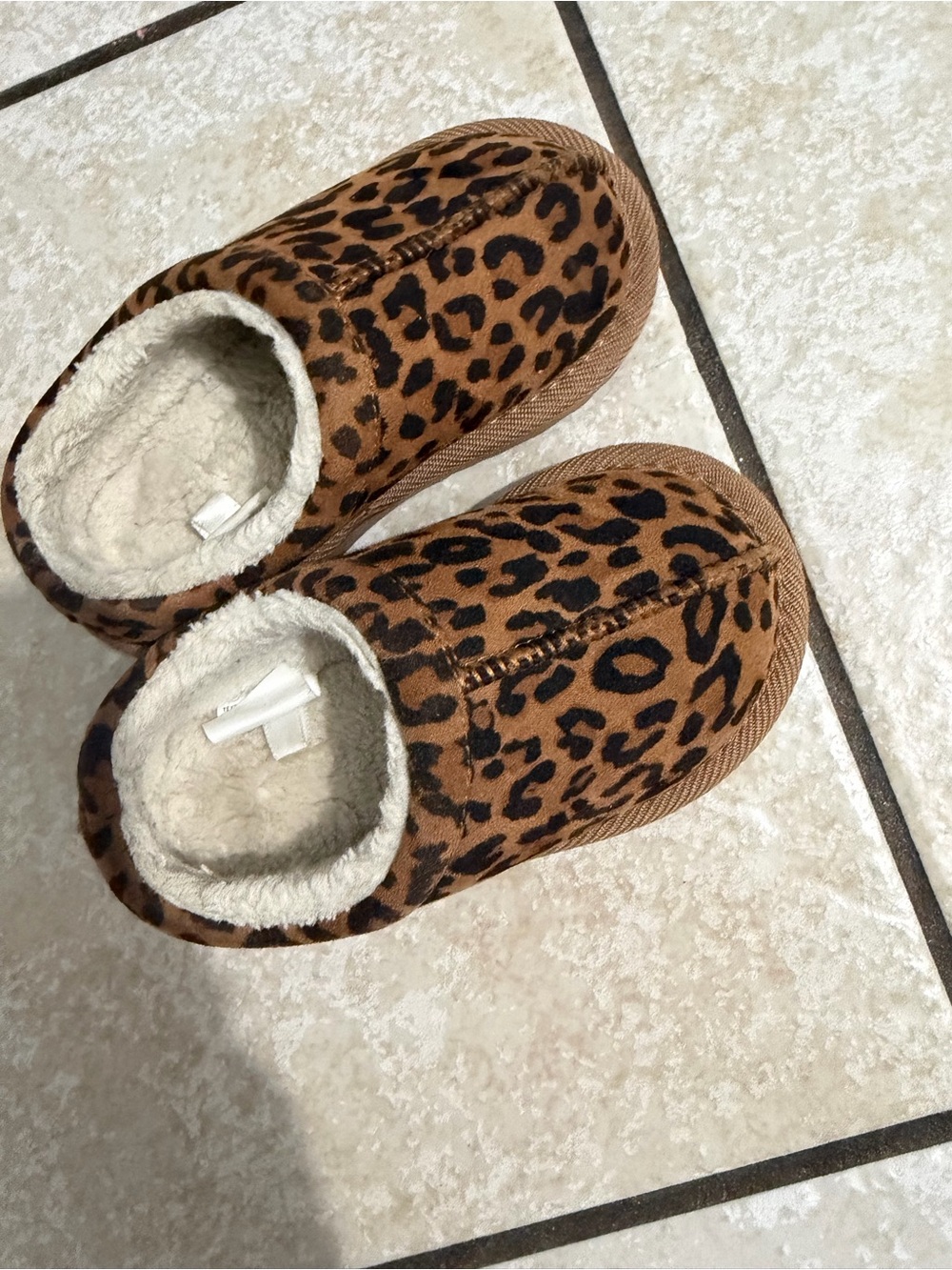 Kids Leopard Print Cozy Slippers - Brown